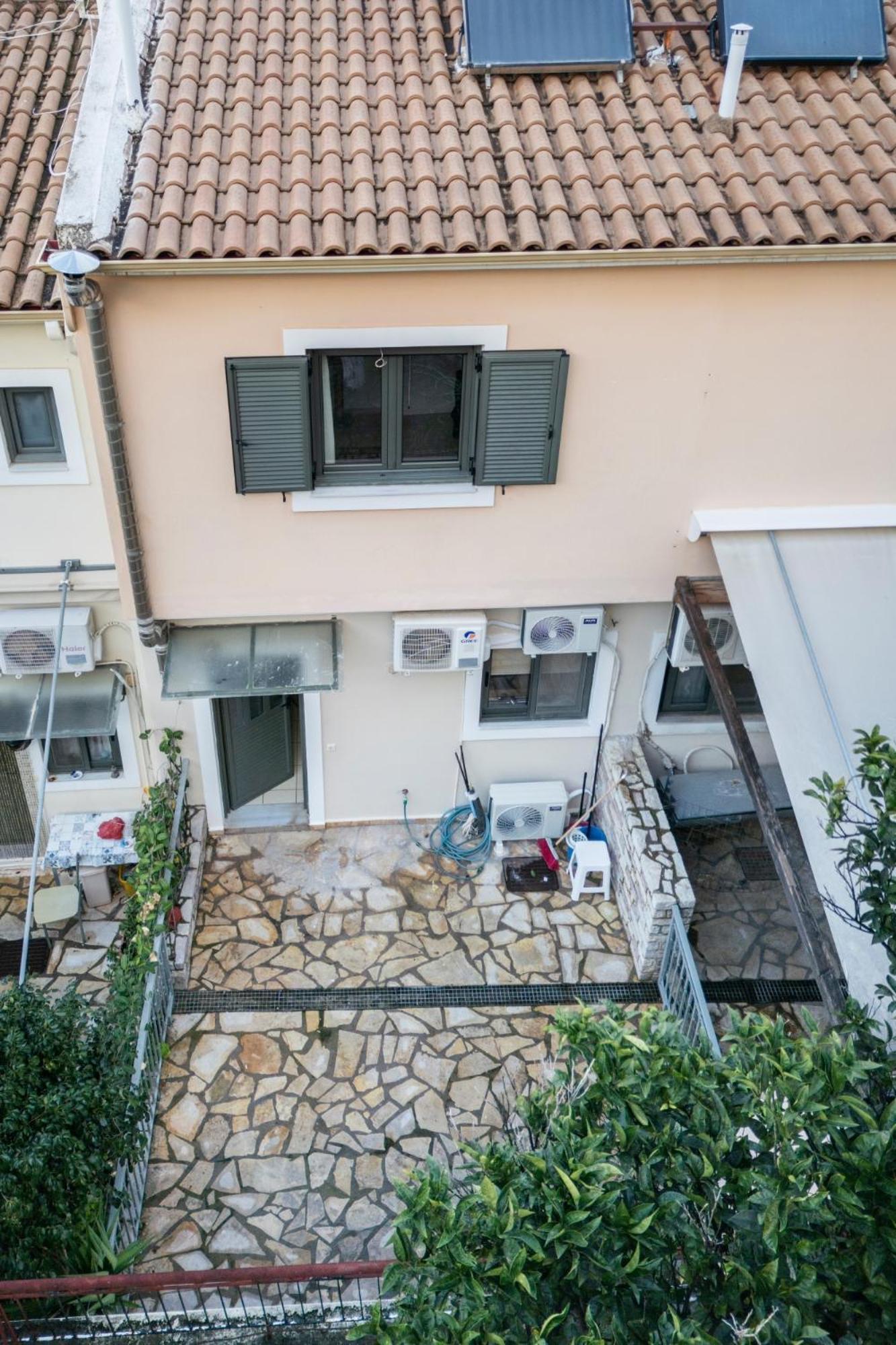 Rincon De Luz Villa Kyparissia Luaran gambar