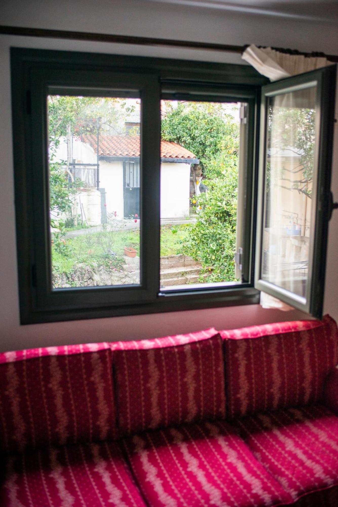 Rincon De Luz Villa Kyparissia Luaran gambar